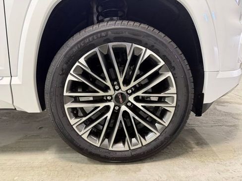 New 2026 GMC Terrain Denali w/ LPO, Black Badging Package AWD/4WD image 33