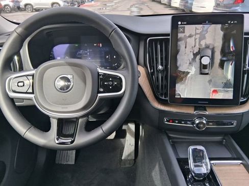 New 2026 Volvo XC60 B5 Plus w/ Protection Package Premier AWD/4WD image 9