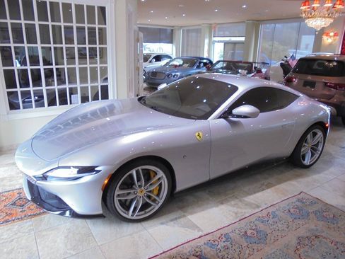 Used 2021 Ferrari Roma RWD image 51