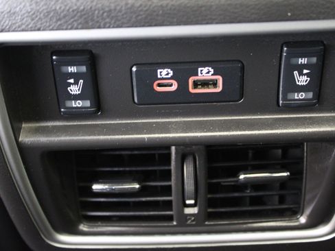 Used 2019 Nissan Murano Platinum w/ Cargo Package image 18