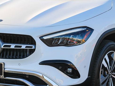 Certified 2024 Mercedes-Benz GLA 250 4MATIC image 8