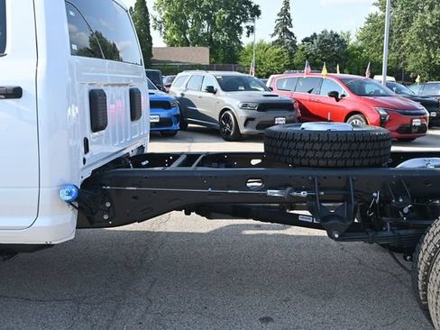 New 2026 RAM 5500 Tradesman w/ Chrome Appearance Group AWD/4WD image 15