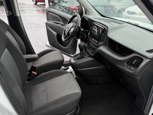 Used 2017 RAM ProMaster City Tradesman SLT w/ Rear Back-up Camera Group FWD image 15