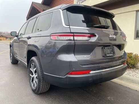 Used 2023 Jeep Grand Cherokee L Limited image 10
