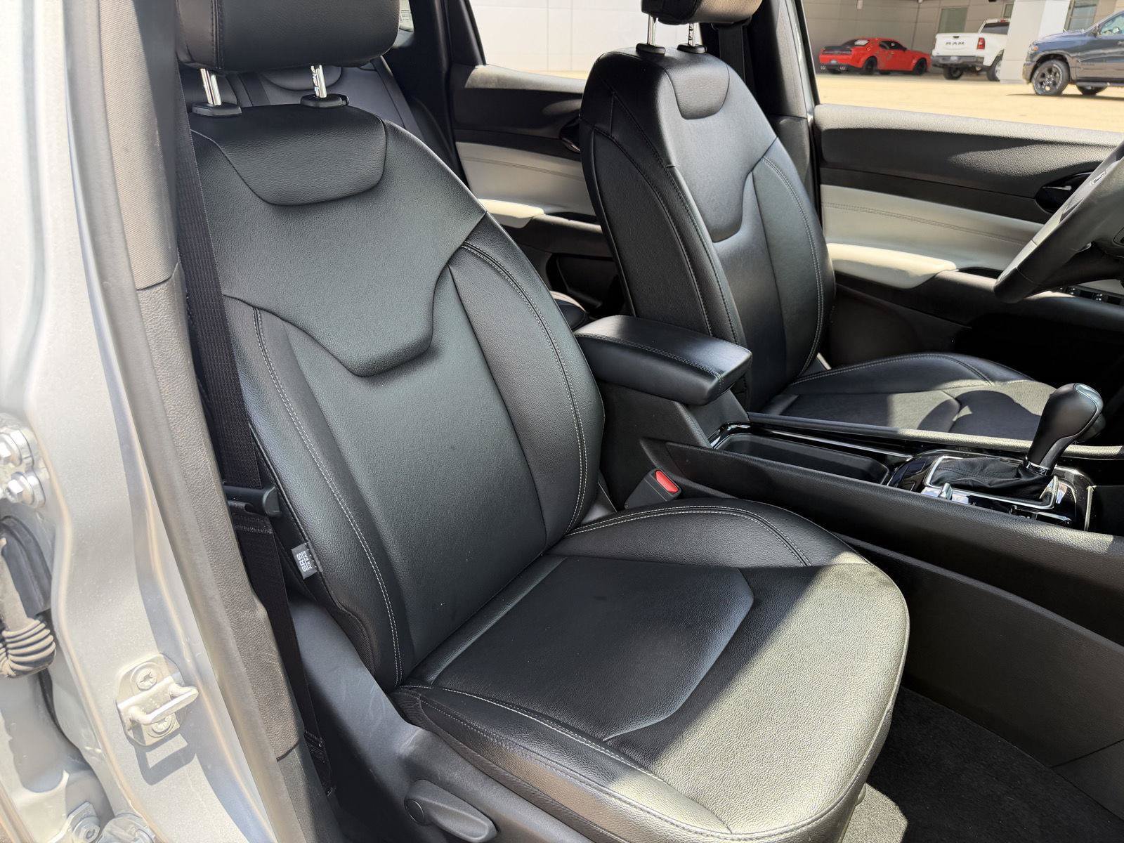 Certified 2025 Jeep Compass Limited AWD/4WD image 20