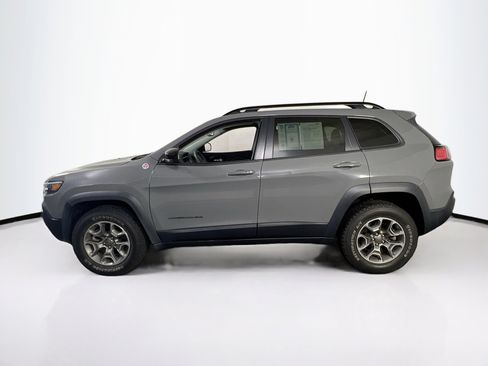 Used 2022 Jeep Cherokee Trailhawk w/ Premium Leather Package image 8