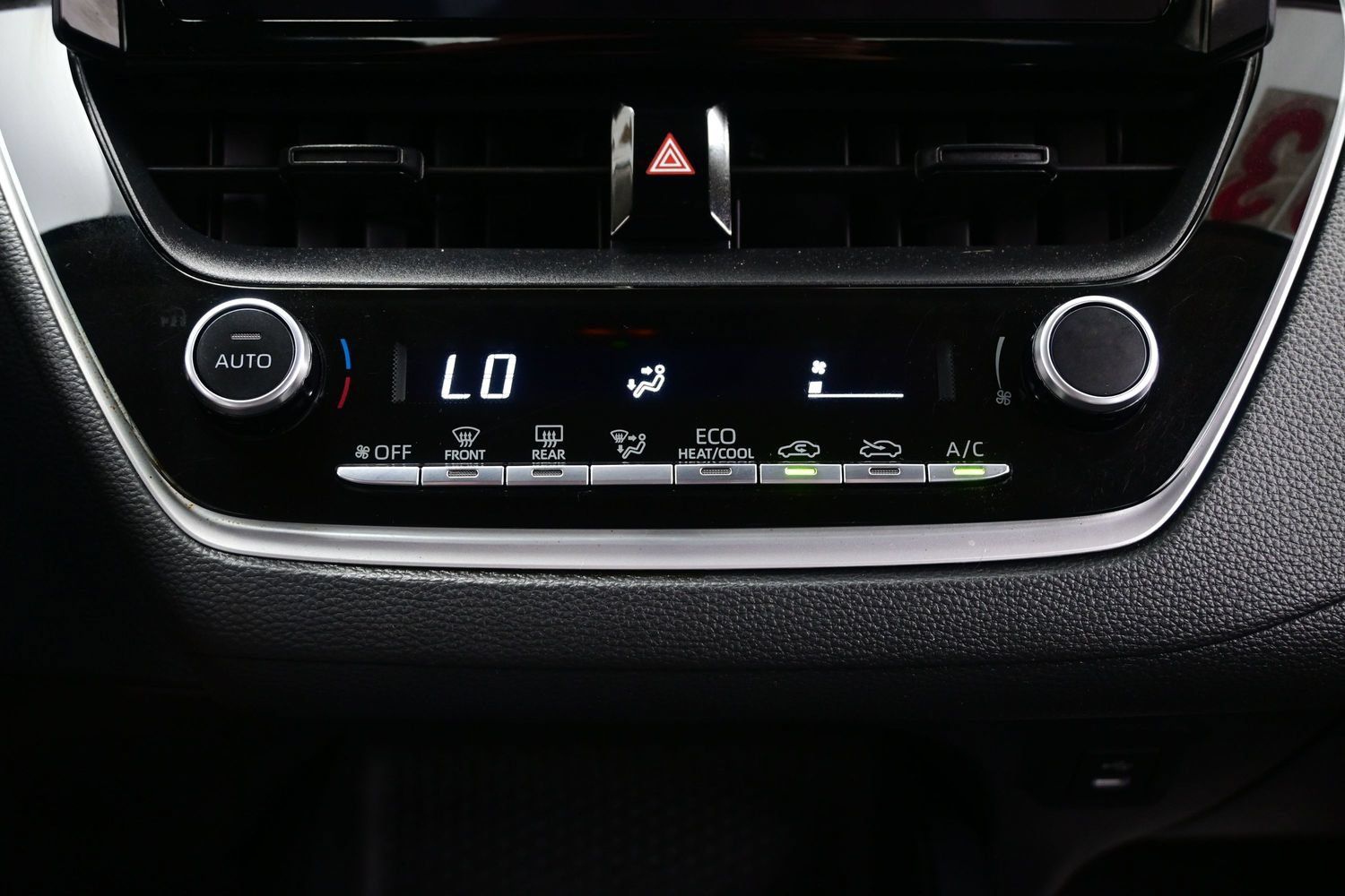 Used 2023 Toyota Corolla LE FWD image 18