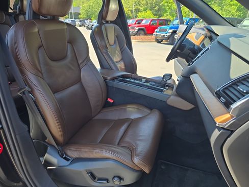 Used 2018 Volvo XC90 T6 Inscription w/ Convenience Package AWD/4WD image 10