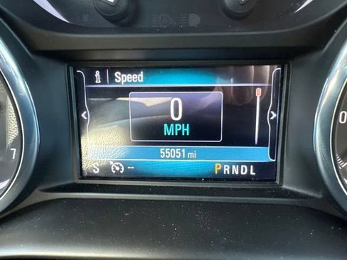 Used 2019 Buick Envision Essence FWD image 31