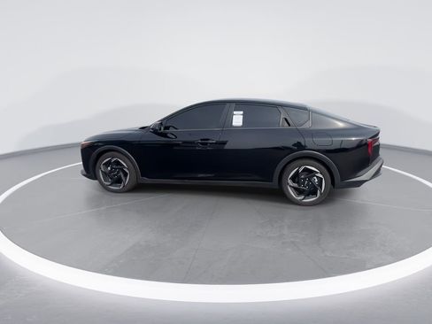 Used 2025 Kia K4 EX image 5