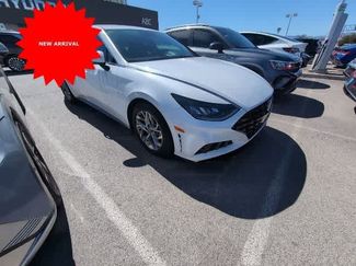 Used 2021 Hyundai Sonata SEL w/ Preferred Accessory Package video 2