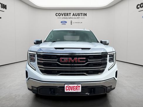 Used 2026 GMC Sierra 1500 SLT RWD image 9