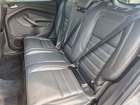 Used 2017 Ford Escape Titanium AWD/4WD image 24