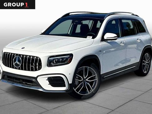 Used 2025 Mercedes-Benz GLB 35 AMG 4MATIC image 1