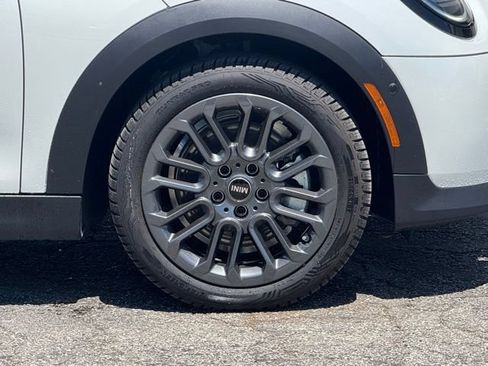 New 2026 MINI Cooper 4-Door Hardtop FWD image 3
