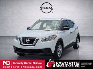 Used 2020 Nissan Kicks S FWD video 2