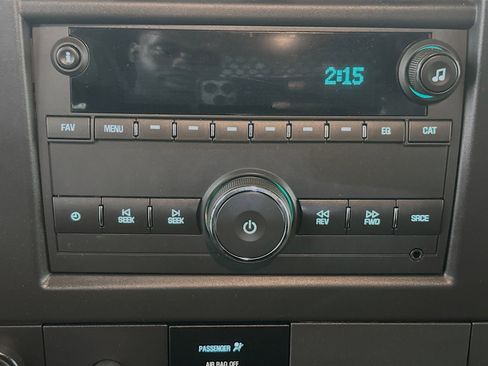 Used 2024 GMC Savana 2500 Work Van w/ Driver Convenience Package image 22