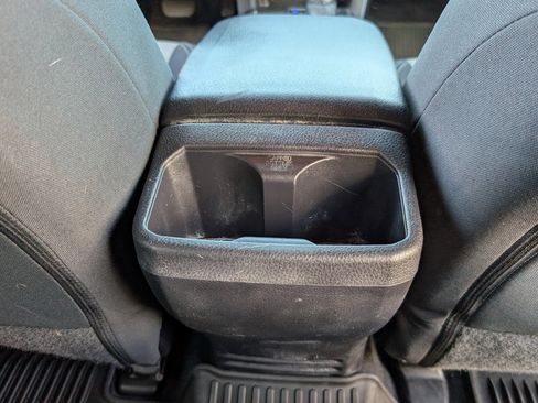 Used 2021 Toyota Tacoma TRD Sport w/ Technology Package RWD image 7
