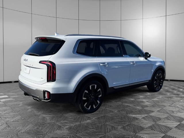 Used 2025 Kia Telluride SX w/ SX Captain's Chair Package AWD/4WD image 5