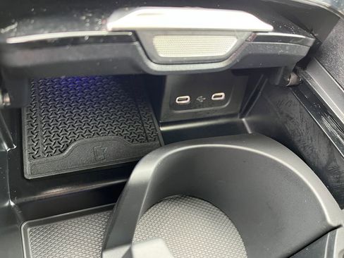 Certified 2025 Mercedes-Benz C 300 4MATIC Sedan image 25