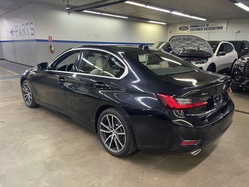 Used 2020 BMW 330i xDrive Sedan w/ Premium Package image 5