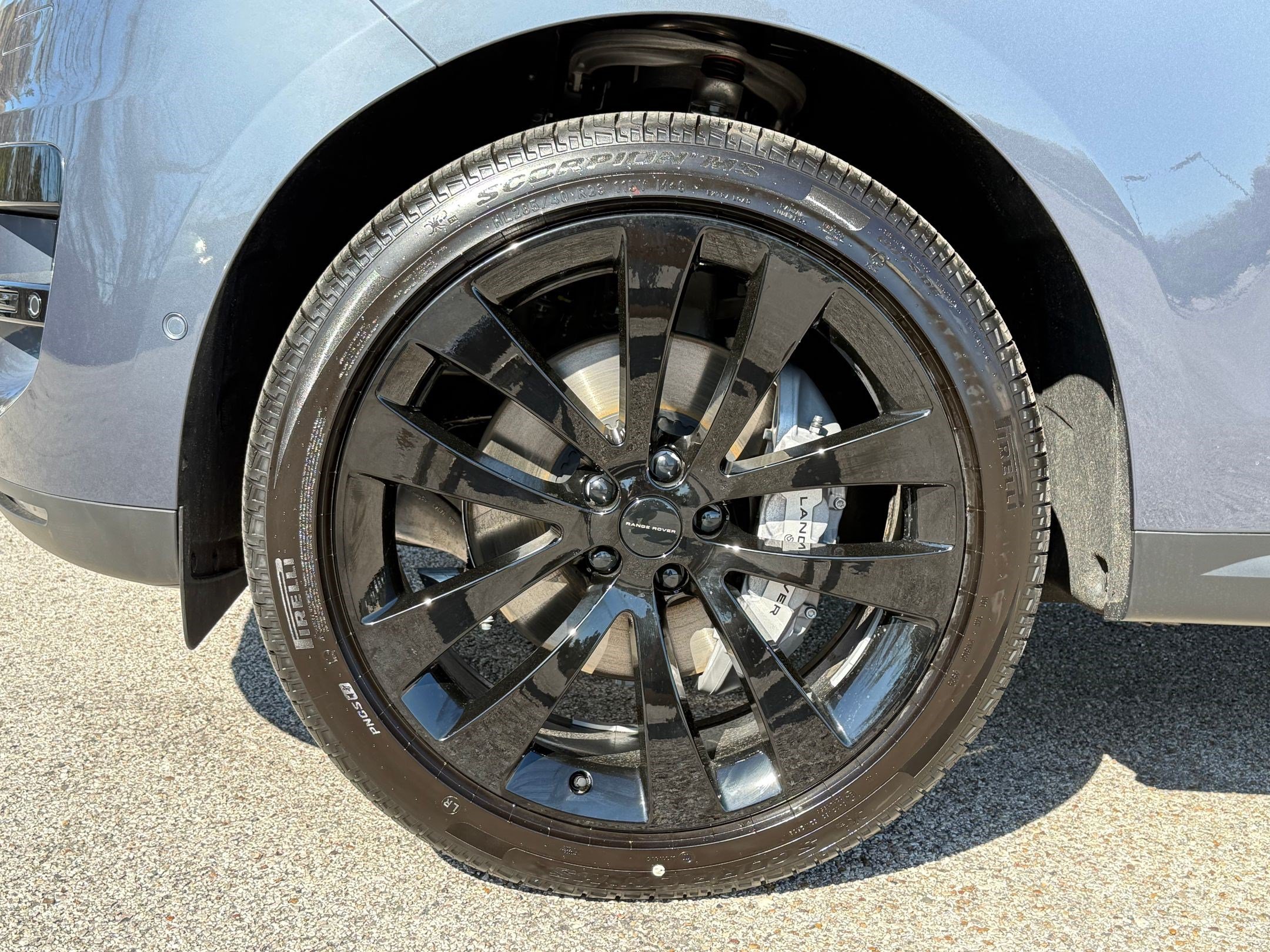 New 2026 Land Rover Range Rover Sport SE AWD/4WD image 10
