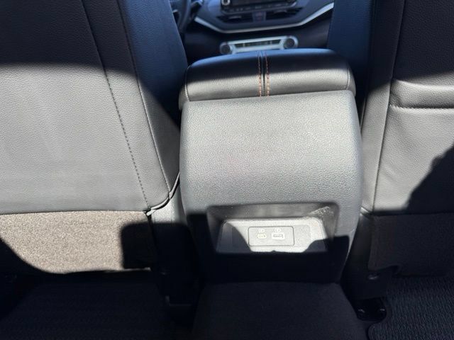 Used 2022 Nissan Altima 2.5 SR FWD image 28