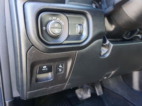 Used 2022 RAM 1500 Big Horn image 12