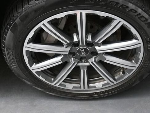 Used 2023 Audi Q7 2.0T Premium Plus w/ Premium Plus Package AWD/4WD image 30