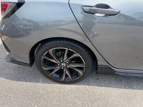 Used 2018 Honda Civic Sport image 5