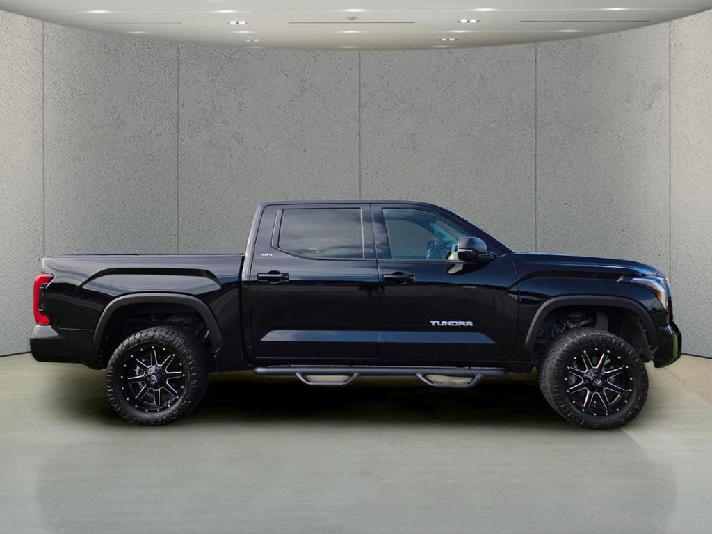 Used 2022 Toyota Tundra SR5 w/ SR5 Premium Package RWD image 6