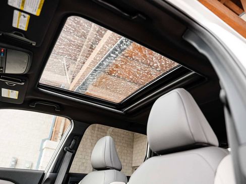 Used 2025 Subaru Forester Limited image 11