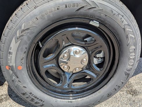 New 2025 Ford Explorer 4WD Police Interceptor image 11