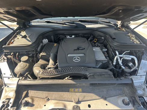 Used 2019 Mercedes-Benz GLC 300 image 10