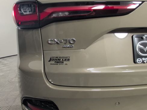 Certified 2025 MAZDA CX-70 3.3 Turbo S w/ Premium Package AWD/4WD image 14