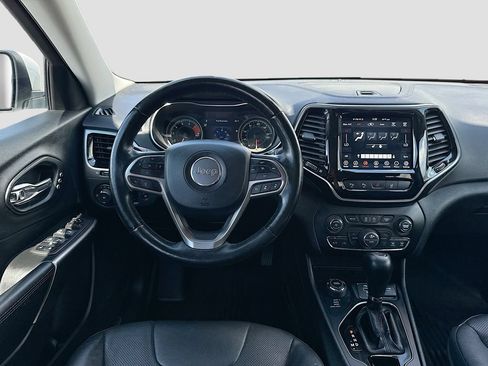 Used 2021 Jeep Cherokee Limited w/ Mopar Interior Package AWD/4WD image 22