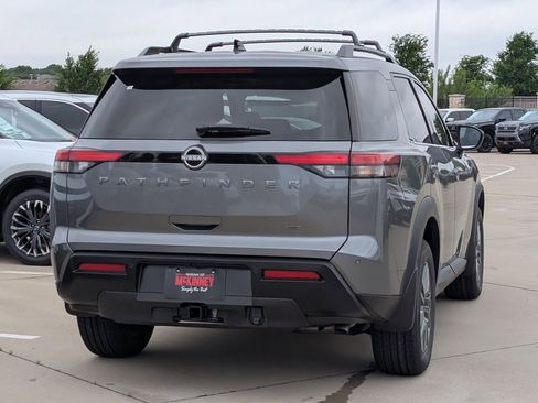 New 2026 Nissan Pathfinder SV AWD/4WD image 4