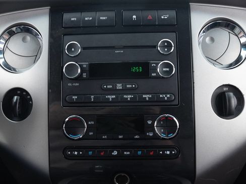 Used 2011 Ford Expedition EL XLT w/ 202A Rapid Spec Order Code image 35