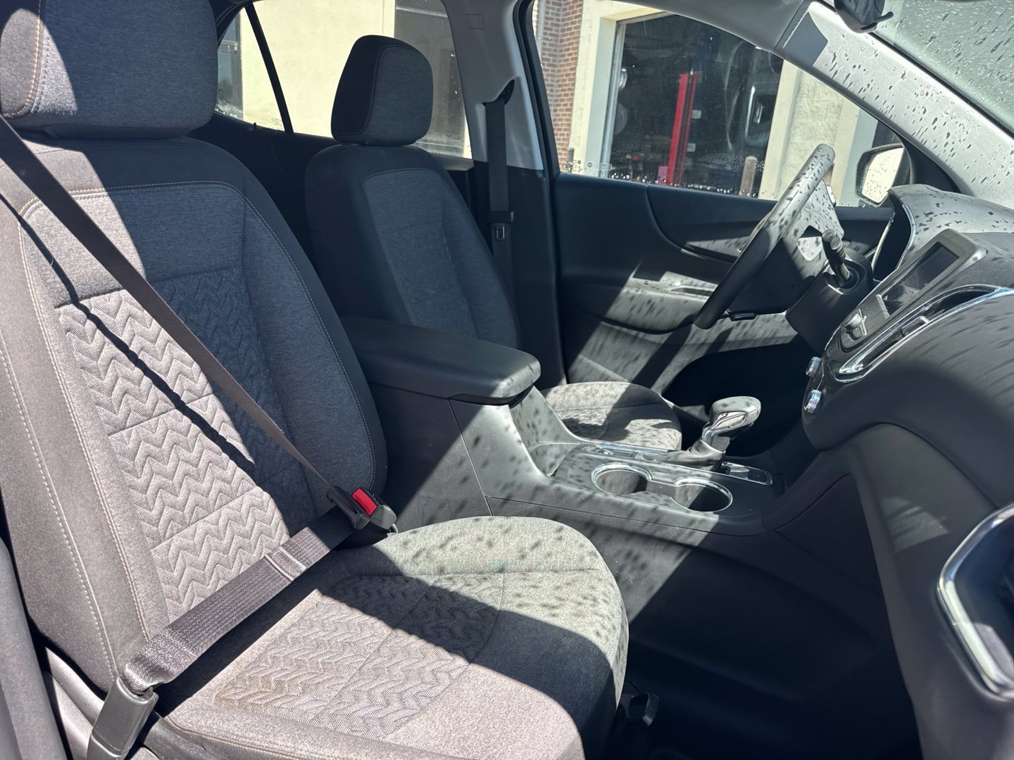 Used 2023 Chevrolet Equinox LT AWD/4WD image 10