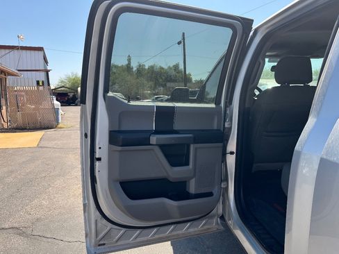 Used 2015 Ford F150 XLT AWD/4WD image 14