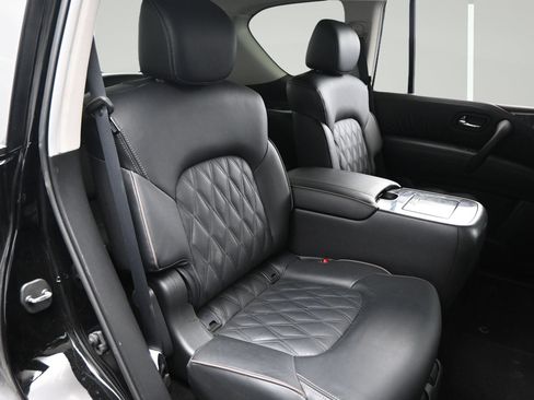 Certified 2024 Nissan Armada Platinum w/ Captain's Chairs Package AWD/4WD image 13