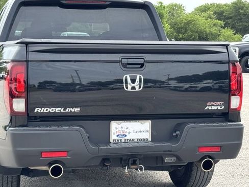 Used 2023 Honda Ridgeline Sport image 7
