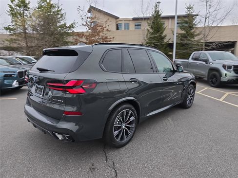 New 2026 BMW X5 xDrive50e w/ M Sport Package image 3