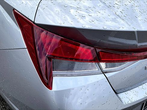 Used 2023 Hyundai Elantra SEL w/ Cargo Package image 30