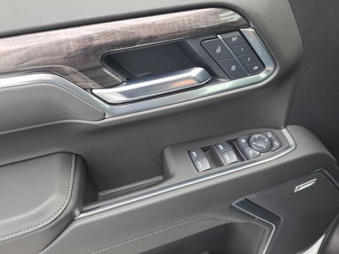 Certified 2025 Chevrolet Silverado 1500 LTZ w/ LTZ Premium Package image 32