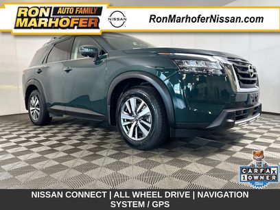 Used 2023 Nissan Pathfinder SL