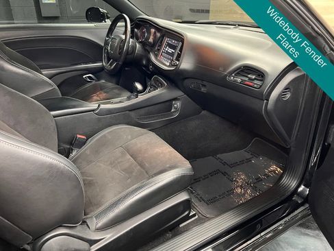 Used 2022 Dodge Challenger R/T Scat Pack RWD image 9