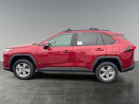 New 2025 Toyota RAV4 XLE image 4