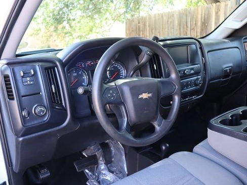 Used 2019 Chevrolet Silverado 1500 W/T w/ WT Convenience Package AWD/4WD image 15