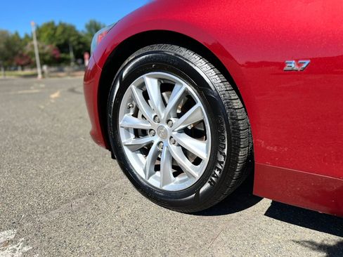 Used 2014 INFINITI Q50 Premium w/ Deluxe Touring Package RWD image 23